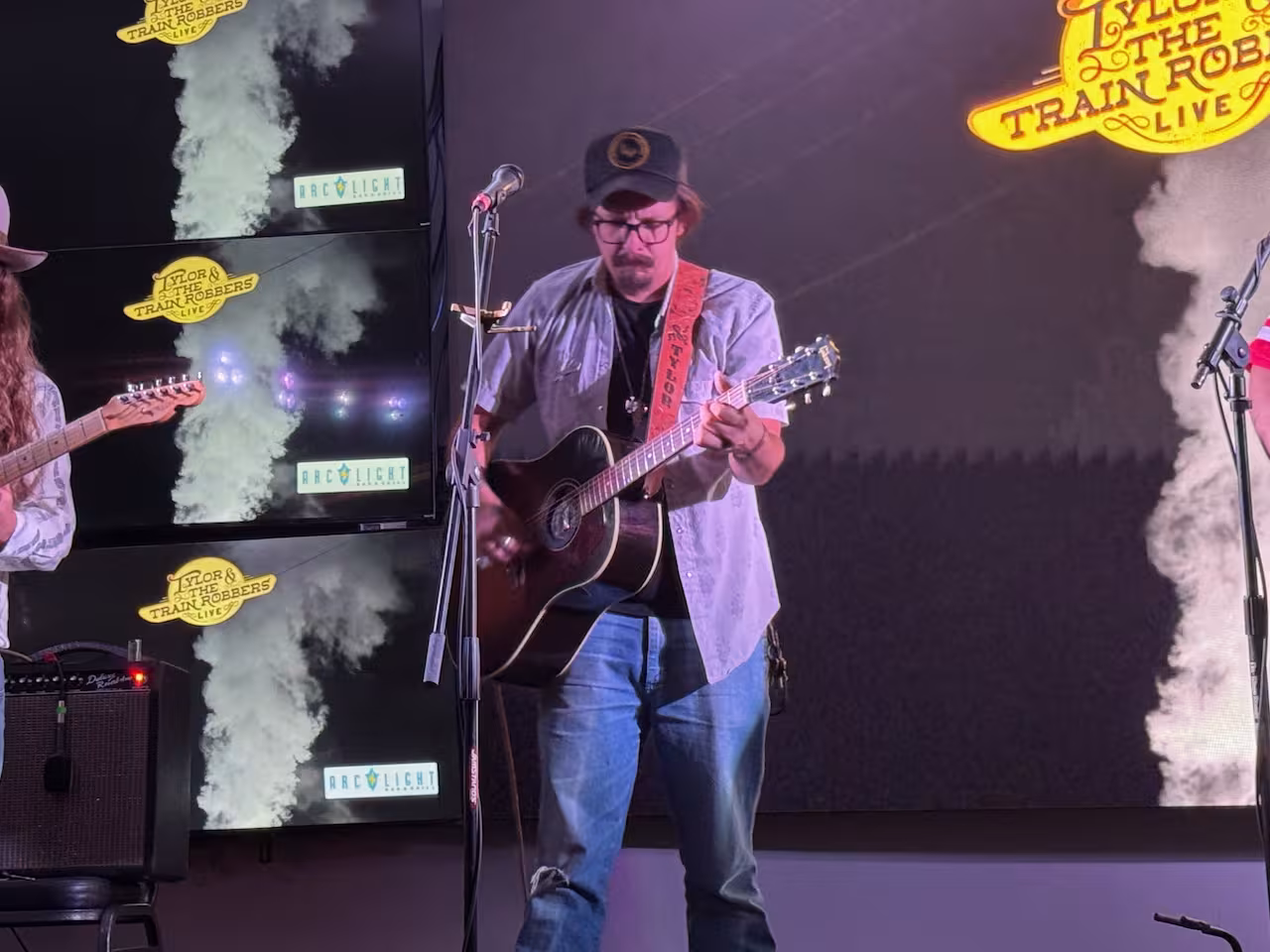 Tylor & the Train Robbers